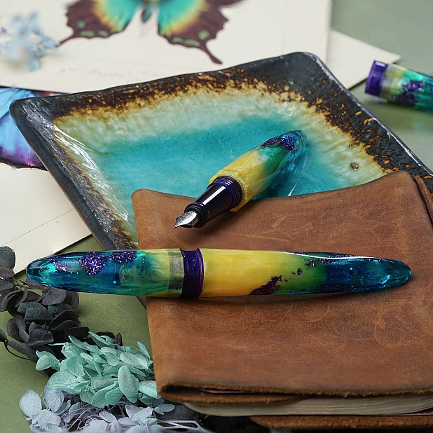 Benu Briolette Tropicana Fountain pen