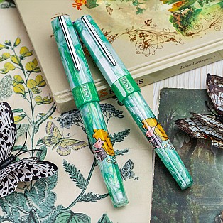 Benu Euphoria Winnie-the-Pooh Fountain pen
