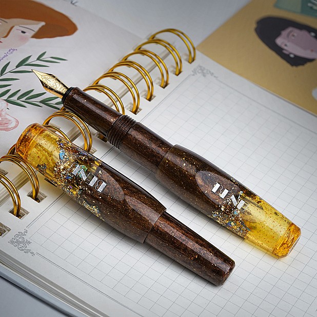Benu Pixie Honey Bronze GT Pocket Fountain pen