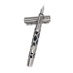 Black Forest Pen Premium Rhombus Titanium Vulpen