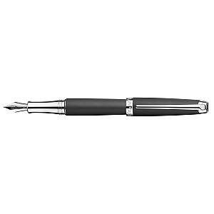 Caran d'Ache Léman Matte Black Fountain pen