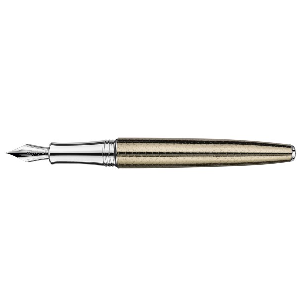 Caran d'Ache Léman Caviar Fountain pen