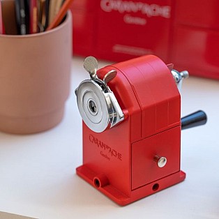 Sacapuntas Caran d'Ache Standard Edition Metal Red 