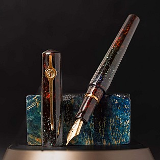 ConCoPens Vietnamese Lacquer Galaxy 01 Fountain Pen