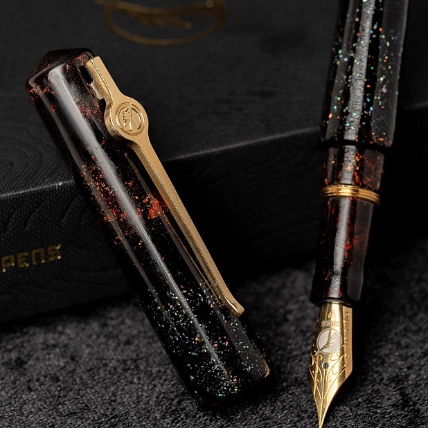 ConCoPens Vietnamese Lacquer Galaxy 01 Fountain Pen
