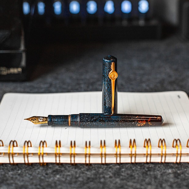ConCoPens Vietnamese Lacquer East Sea Fountain Pen