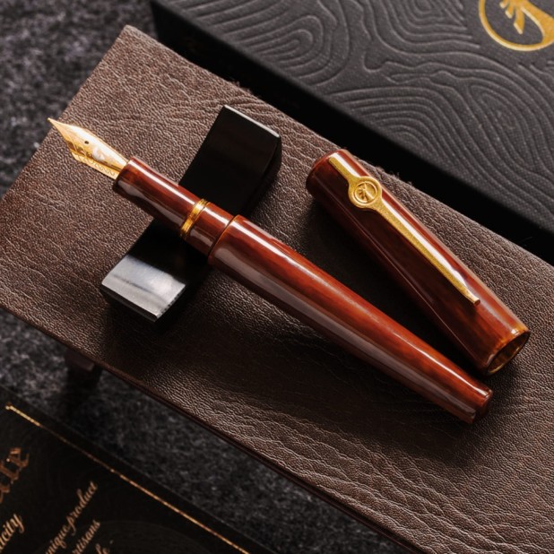 ConCoPens Vietnamese Lacquer Mộc Brown Plumo Estilográfica