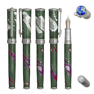 David Oscarson Edwin Hubble Galactic Green ST Fountain pen