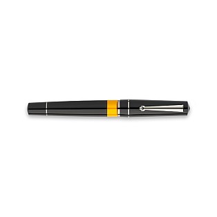 Delta Dune Black ST Fountain pen