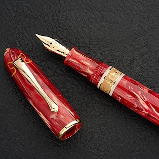 Delta Gladiator Red RT Fountain pen