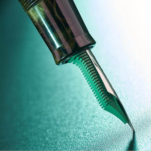 Delta Mid-Size-Plus Royal Green ST Stylo plume