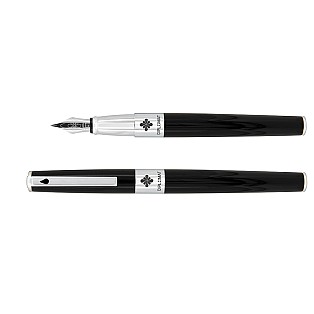 Diplomat CLR Black Lacquer Fountain pen