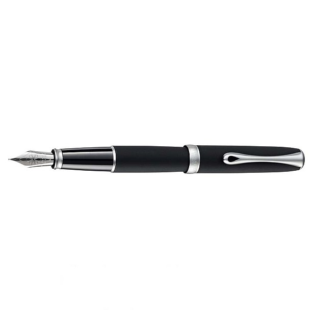 Diplomat Excellence A Lapis Black Fountain pen