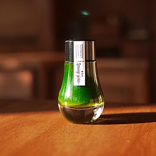 Dominant Industry Pearl No.016 Spring Fields 25ml Butelka atramentu