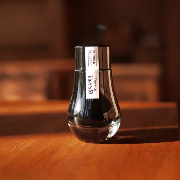 Dominant Industry Standard No.112 Tsavorite 25ml Frasco de tinta