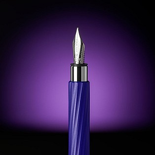 Faber-Castell Ambition Italic Midnight Mauve Fountain pen