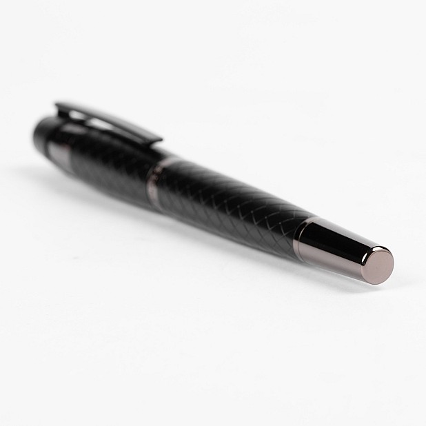 Hugo Boss Chevron Black Fountain pen