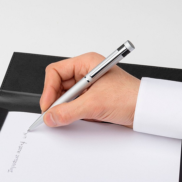 Hugo Boss Loop Diamond Chrome Balpen