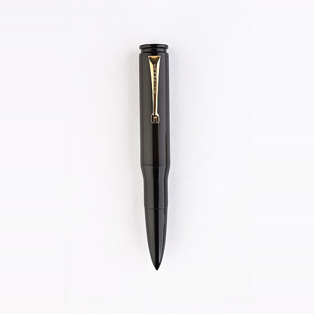 Pluma estilográfica Kanwrite Magnum Bullet, color negro ónix, de ebonita GT