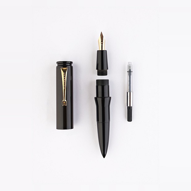 Pluma estilográfica Kanwrite Magnum Bullet, color negro ónix, de ebonita GT