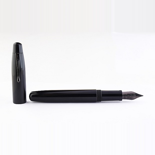 Kanwrite Mammoth Onyx Black Ebonite BT reservoarpenna