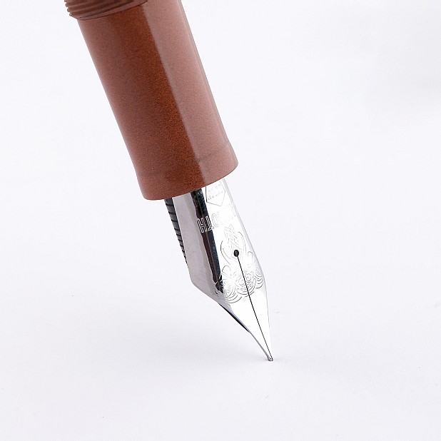 Kanwrite Mammoth Saffron Sands Ebonite CT reservoarpenna