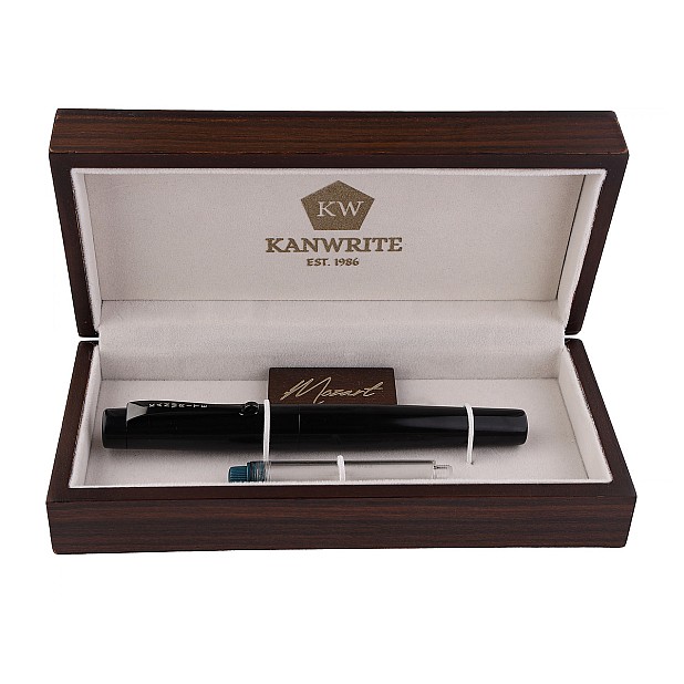 Caneta-tinteiro Kanwrite Mozart Onyx Black Ebonite BT