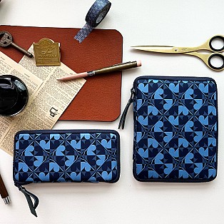 Kyoku Haku Archeology Blue Zippered Pen Pouch (Fivefold)