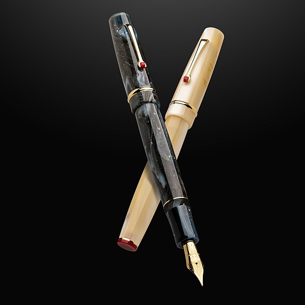 Stylo plume Leonardo Cavalluccio Rosso Panta Rei Blue Sand GT