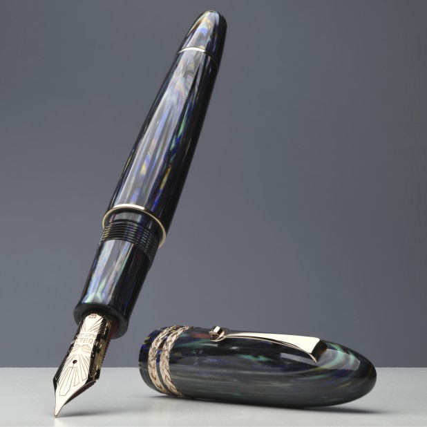 Leonardo Cigar LeonArco Mother of Pearl Authentic Celluloid RGT Pióro Wieczne