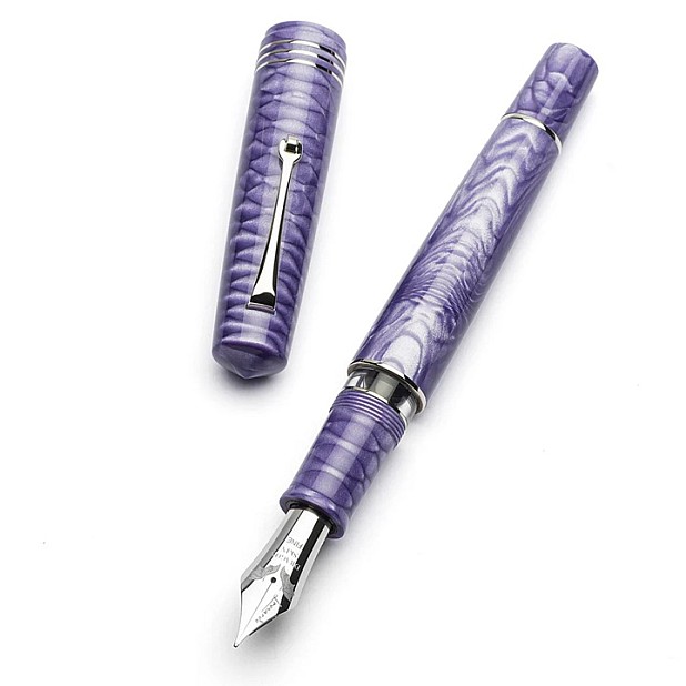 Leonardo Momento Zero Grande 2.0 Juma Dragon Skin Purple ST Fountain pen