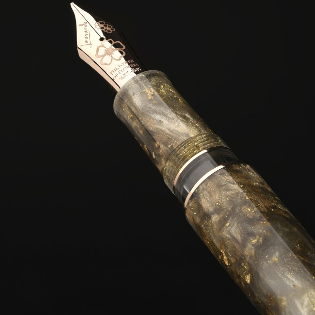 Leonardo Momento Zero Grande 2.0 The Power of Flower Cosmos Chocolate Flower RGT Fountain pen