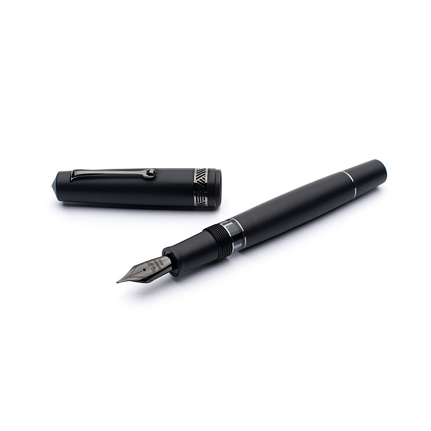 Leonardo Momento Magico Matte Black Anima Nera RT Fountain pen