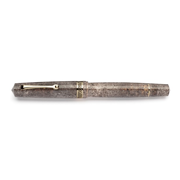 Leonardo Momento Magico Sea Sand GT Fountain pen