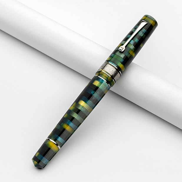Leonardo Momento Zero Grande Mosaico Baobab ST Fountain pen