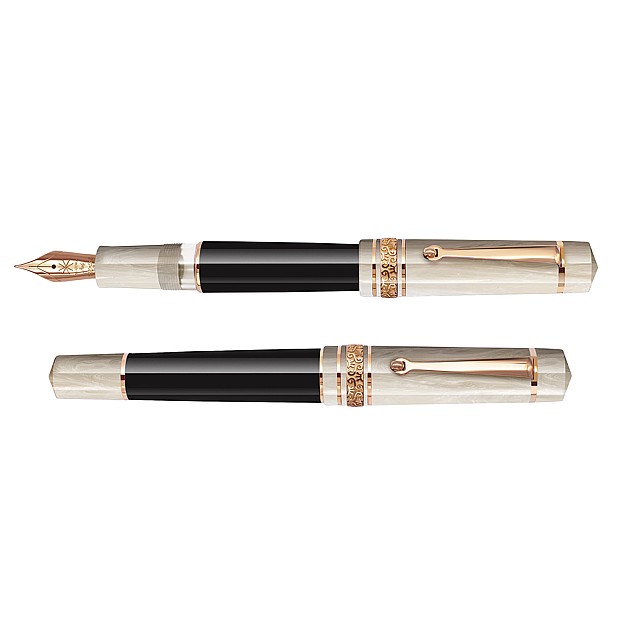 Maiora NotteLuna RGT Fountain pen