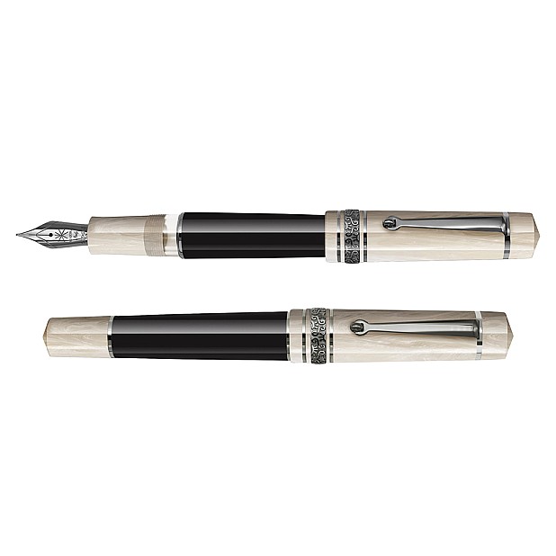 Maiora NotteLuna RT Fountain pen