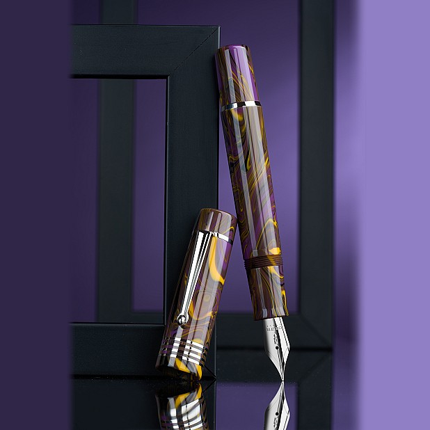 Delta Neo Gallery Iris GT Fountain pen