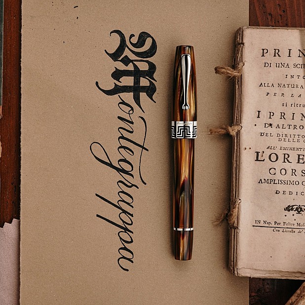 Montegrappa Extra 1930 Turtle Brown Fountain pen