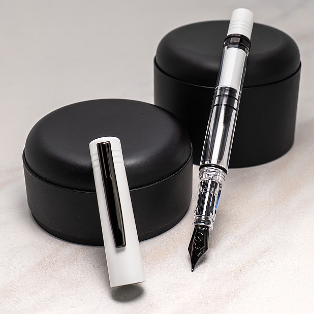Monteverde MP1 White Lotus Limited Edition Reservoarpenna