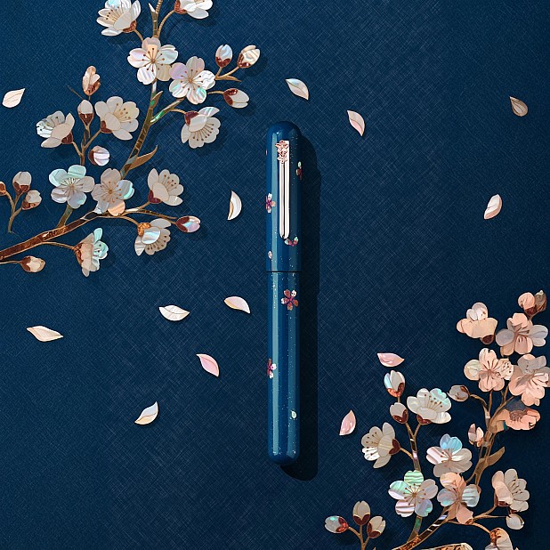 Ikkaku by Nahvalur Urushi Cherry Blossom SE Fountain pen