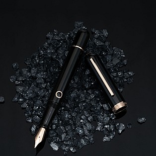 Nahvalur Nautilus Cephalopod Black RGT Fountain Pen