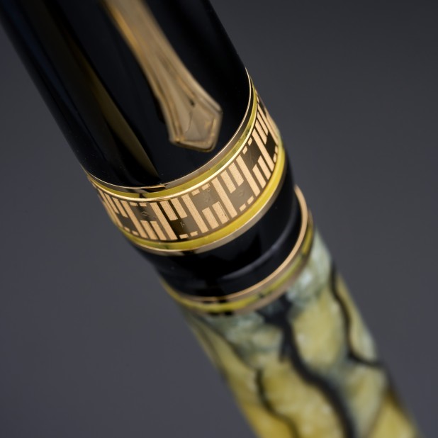 Nettuno 1911 Superba Jade Marbled Celluloid Vulpen