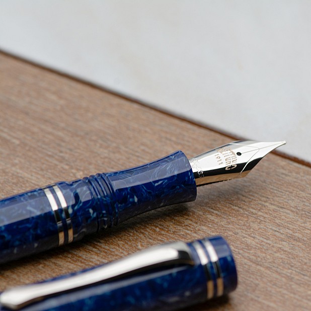 Nettuno 1911 Superba Sapphire Celluloid LE ST Vulpen