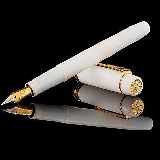 Onoto Scholar Ivory GT Fountain pen