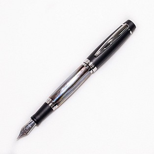 Opus 88 Premium Shell Black Mother of Pearl Fountain pen