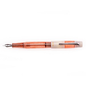Opus 88 Koloro Pink Plumo Estilográfica