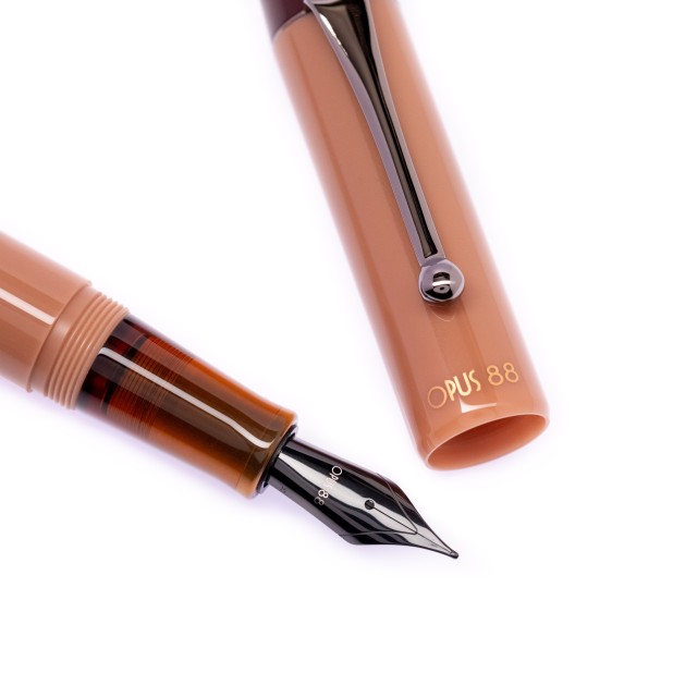 Opus 88 Demonstrator Mocha Mousse PVD Vulpen