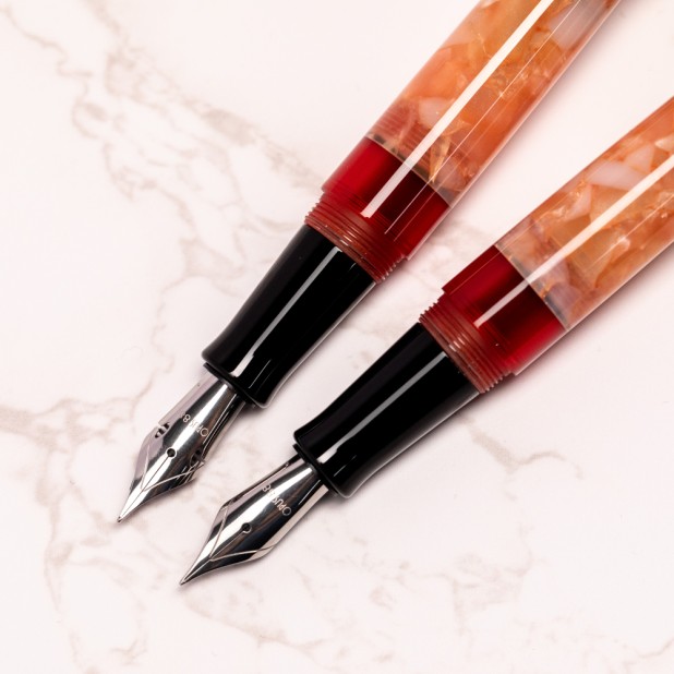 Opus 88 Minty Orange Stylo Plume