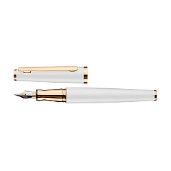 Otto Hutt Design 06 White Fountain pen